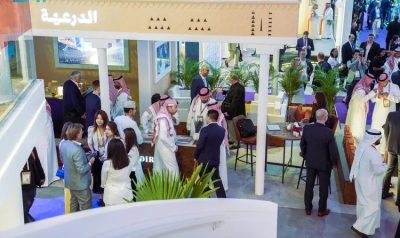 “الدرعية” تستعرض تجربتها ورؤيتها للتنمية السياحية بـ “سوق السفر العربي 2024” في دبي   