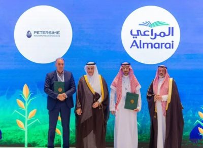 وزير البيئة يشهد توقيع اتفاقيات استثمارية بأكثر من (4) مليارات ريال في معرض الشرق الأوسط للدواجن